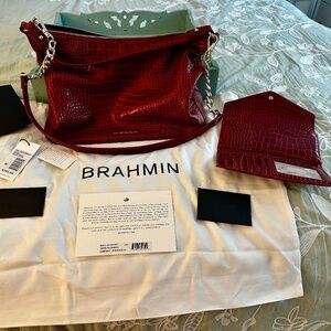 BRAHMIN HANDBAG AND WALLET